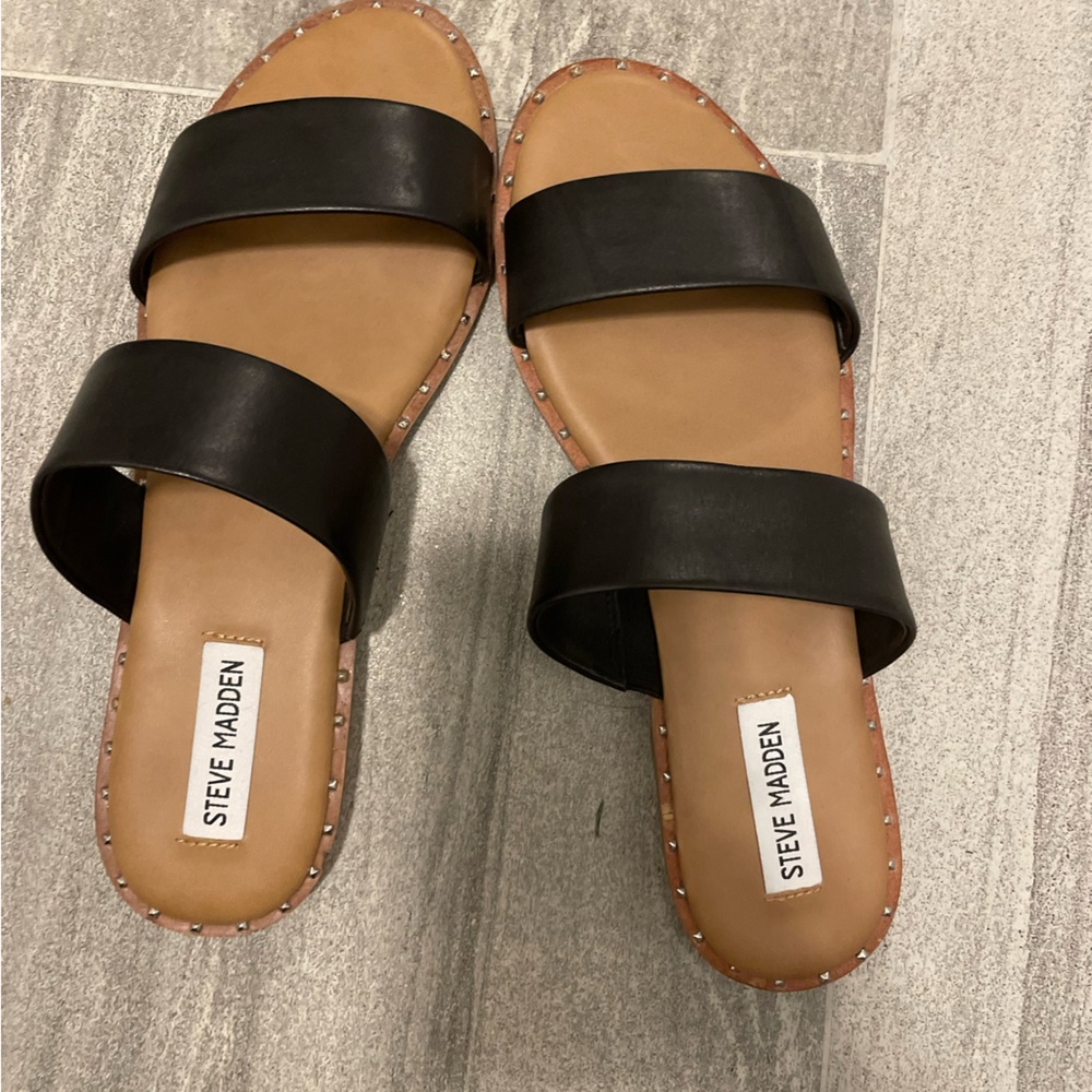 Steve Madden Black Sandals- NWOT